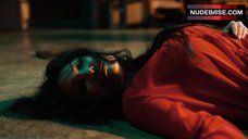 5. Mindy Robinson Hot Scene – Check Point