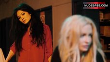 8. Mindy Robinson Hot Scene – Check Point