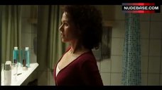 1. Melika Foroutan Bare Tits and Ass – Die Kronzeugin- Mord In Den Bergen