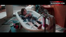 Claudia Eisinger Nude in Hot Tube – Too Hard To Handle