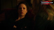 1. Anna Silk Girls Kissing – Lost Girl