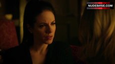 3. Anna Silk Girls Kissing – Lost Girl