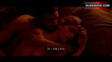 10. Hannah Hoekstra Sensual Sex – Hemel