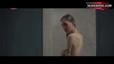 3. Hannah Hoekstra Nude and Wet – Sunny Side Up