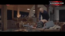 Hannah Hoekstra Rape Scene – Sunny Side Up