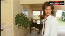 1. Catherine Mcclements Flashes Boobs – Weekend With Kate