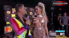 2. Miley Cyrus in Hot Outfit – Mtv Video Music Awards