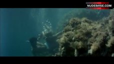 3. Hoara Borselli Bikini Scene – Panarea