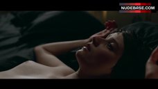 Pauline Etienne Sex Scene – Tokyo Fiancee