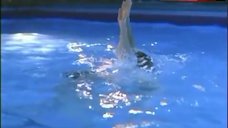 1. Isabel Glasser Full Nude in Pool – The Surgeon