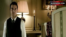 9. Chava Voor In 'T Holt Boobs Scene – Suskind