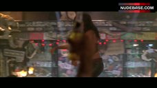 4. Tyra Banks Hot Dance on Bar Counter – Coyote Ugly