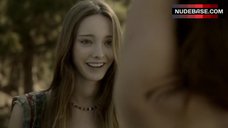 6. Ambyr Childers Shows Boobs – Aquarius