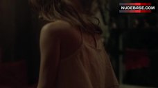 10. Ambyr Childers Lesbian Scene – Aquarius