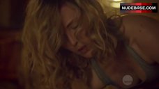 6. Tatiana Maslany Lesbian Scene – Orphan Black