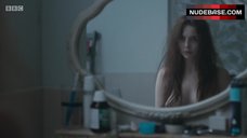 Jodie Comer Shows Tits – Thirteen