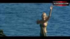 7. Elena Bouryka Boobs Out – Tutte Le Donne Della Mia Vita