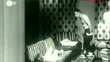 4. Nina Petri Sex Scene – Verzweiflung