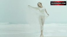 6. Gabrielle Lazure Pussy Scene – La Belle Captive