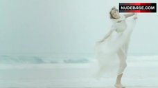 8. Gabrielle Lazure Pussy Scene – La Belle Captive