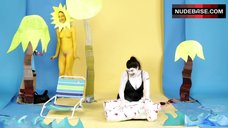 5. India Salvor Menuez Full Frontal Nude – Off Season