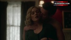 1. Bella Heathcote Hot Scene – The Man In The High Castle