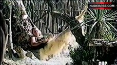 4. Zeudi Araya Bare Ass – Mr. Robinson