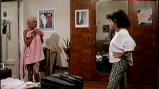 7. Julie K. Smith Full Naked – Pretty Smart