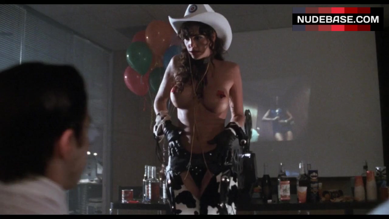 Julie Strin Hot Striptease on Party – Psycho Cop Returns (1:07) |  NudeBase.com