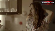 10. Charlotte Best Sext in Bra and Panties – Puberty Blues