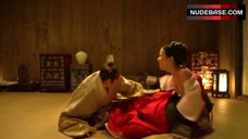 10. Yeo-Jeong Jo Nude Breasts and Butt – The Concubine