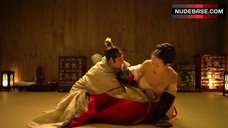5. Yeo-Jeong Jo Nude Breasts and Butt – The Concubine