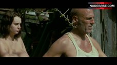 10. Pregnant Shannon Trosclair Shows Boobs – The Paperboy