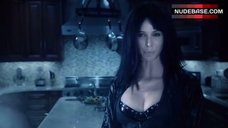 2. Kimberly Leemans Lesbian Scene – 30 Nights Of Paranormal Activity With The Devil Inside The Girl With The Dragon Tattoo
