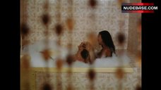 2. Laura Gemser Nude in Bathtub – International Prostitution: Brigade Criminelle