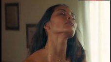 10. Laura Gemser Oral Sex Scene – Emanuelle'S Daughter: Queen Of Sados