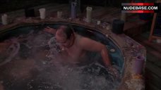 9. Kathy Bates Shows Nude Boobs and Butt – About Schmidt