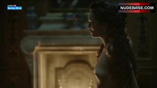 Anna Brewster Shows Tits – Versailles