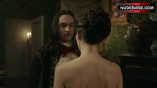 8. Pregnant Anna Brewster Naked in Hot Tub – Versailles