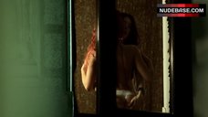 89. Andreea Mihalascu Lesbi Scene – Fright Night 2