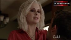2. Rose Mciver Sexy in Lace Lingerie – Izombie