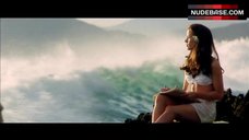2. Kate Beckinsale Bikini Scene – Pearl Harbor