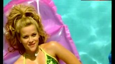 2. Jessica Cauffiel Bikini Scene – Legally Blonde
