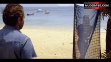 1. Zoe Duchesne Boobs Flash – In America