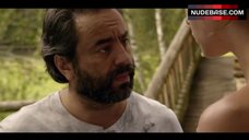 9. Zoe Duchesne Boobs Flash – In America