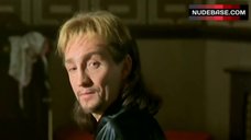 3. Heidi Klum Hairy Bush – Blow Dry