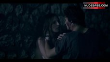 89. Caterina Perazzi Nude Tits – Dead Shadows