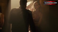 23. Lygie Duvivier Sex aganist Wall – Metal Hurlant Chronicles