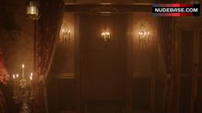 1. Elise Eberle Shows her Butt – Salem