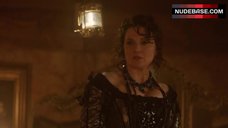 23. Elise Eberle Shows her Butt – Salem